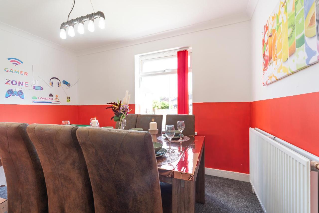 Aseda 4 Bedroom Private Parking, Game Zone -Pool Table, Garden Home Kingston upon Hull Esterno foto