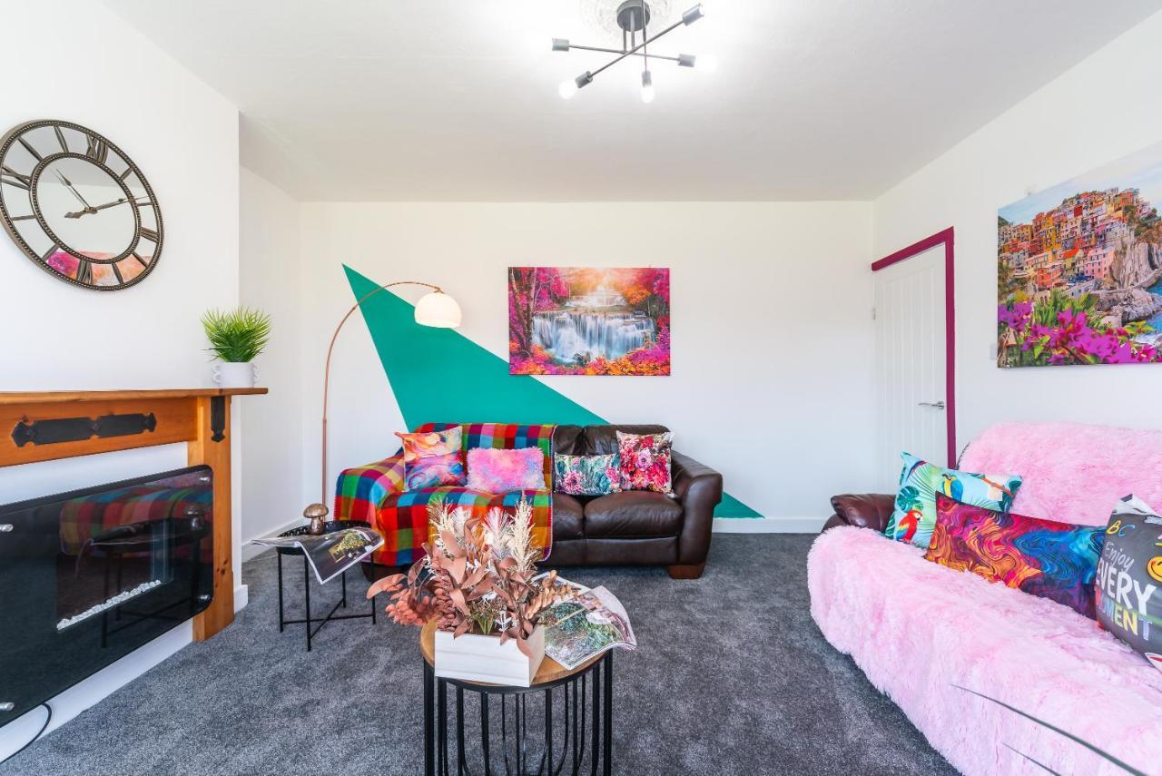 Aseda 4 Bedroom Private Parking, Game Zone -Pool Table, Garden Home Kingston upon Hull Esterno foto