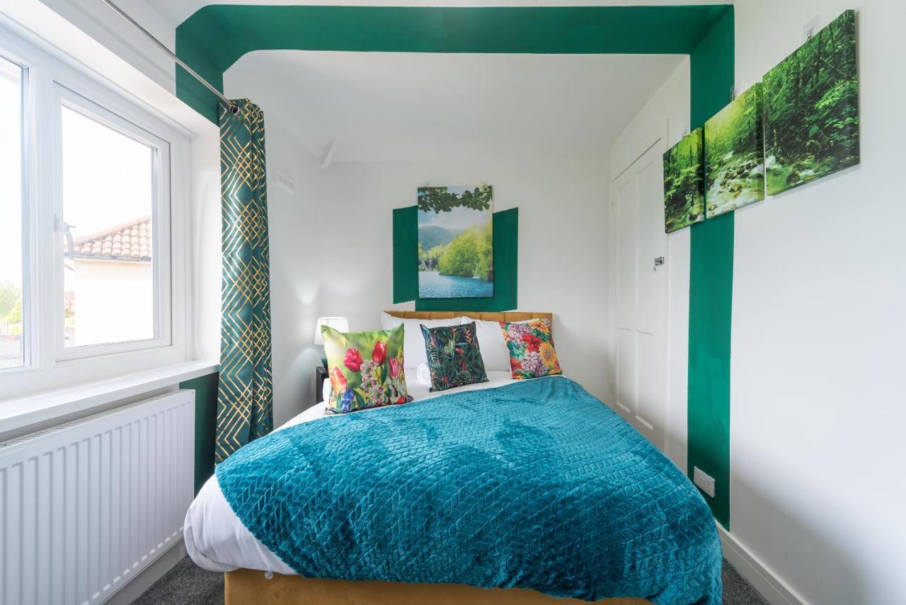 Aseda 4 Bedroom Private Parking, Game Zone -Pool Table, Garden Home Kingston upon Hull Esterno foto