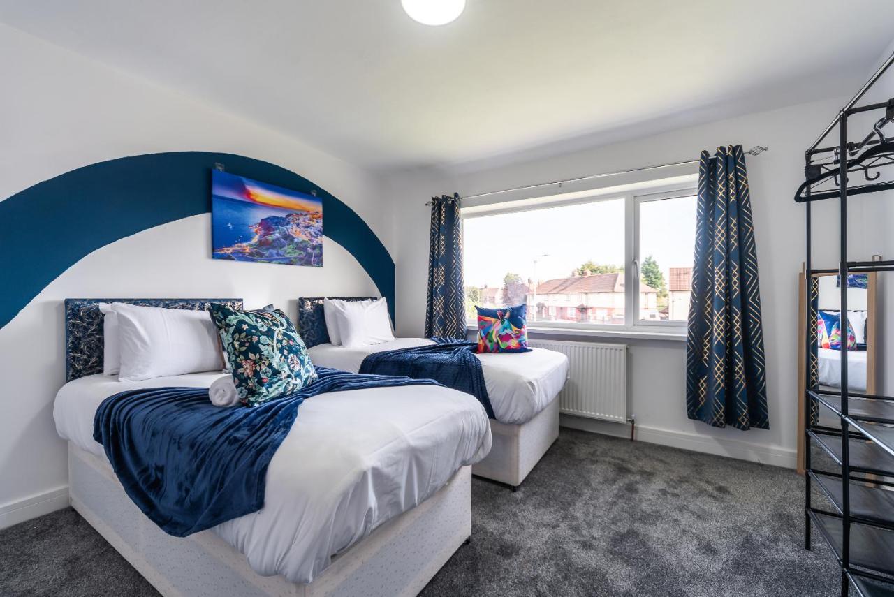 Aseda 4 Bedroom Private Parking, Game Zone -Pool Table, Garden Home Kingston upon Hull Esterno foto