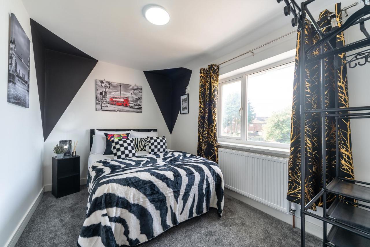 Aseda 4 Bedroom Private Parking, Game Zone -Pool Table, Garden Home Kingston upon Hull Esterno foto